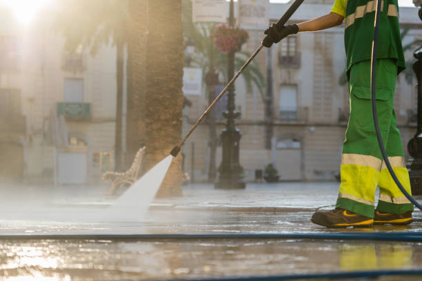 Best Garage Pressure Washing  in Greenbriar, FL